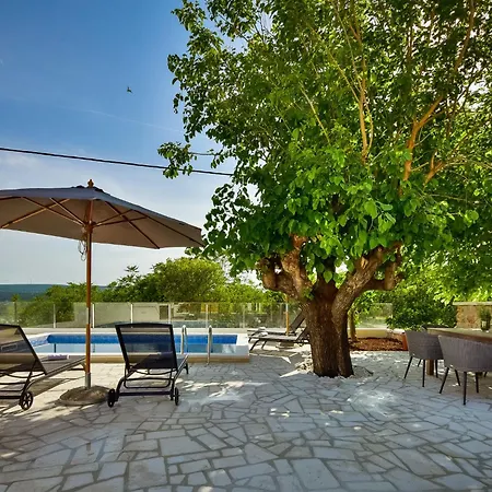 Ivan By Interhome Сasa de vacaciones *