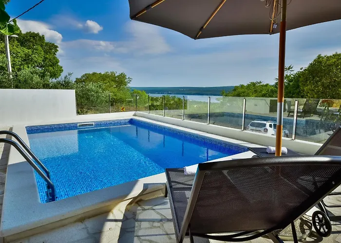 Дом отдыха Ivan By Interhome Обровац